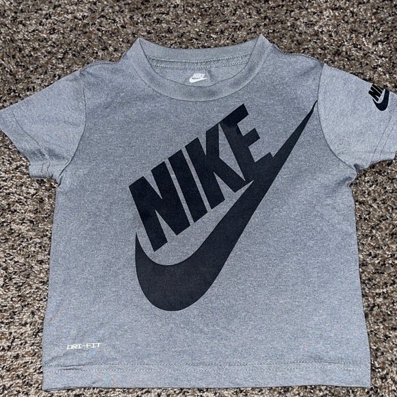 Nike Gray Tee and Black Shorts Set - Picture 2 of 3